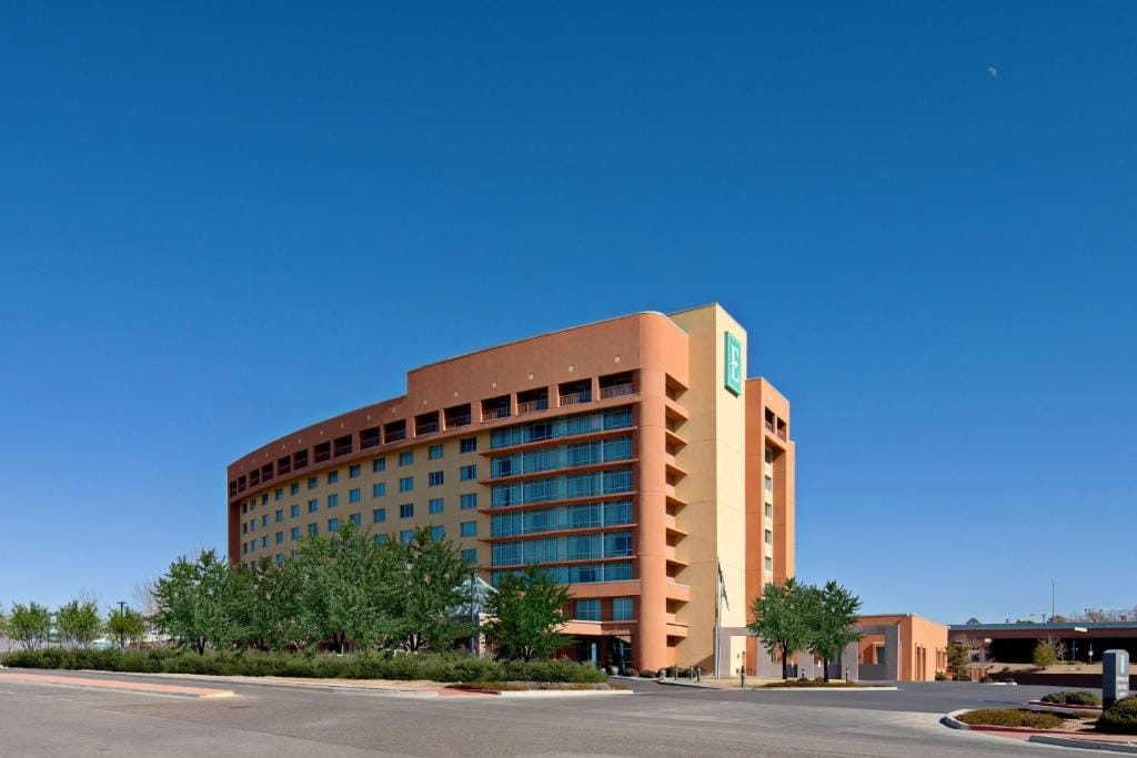 Embassy Suites by Hilton Albuquerque — 1
