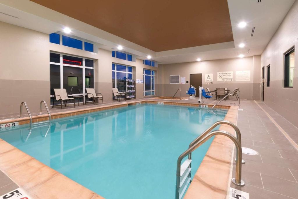 Hampton Inn & Suites Albuquerque North/I-25 — 4