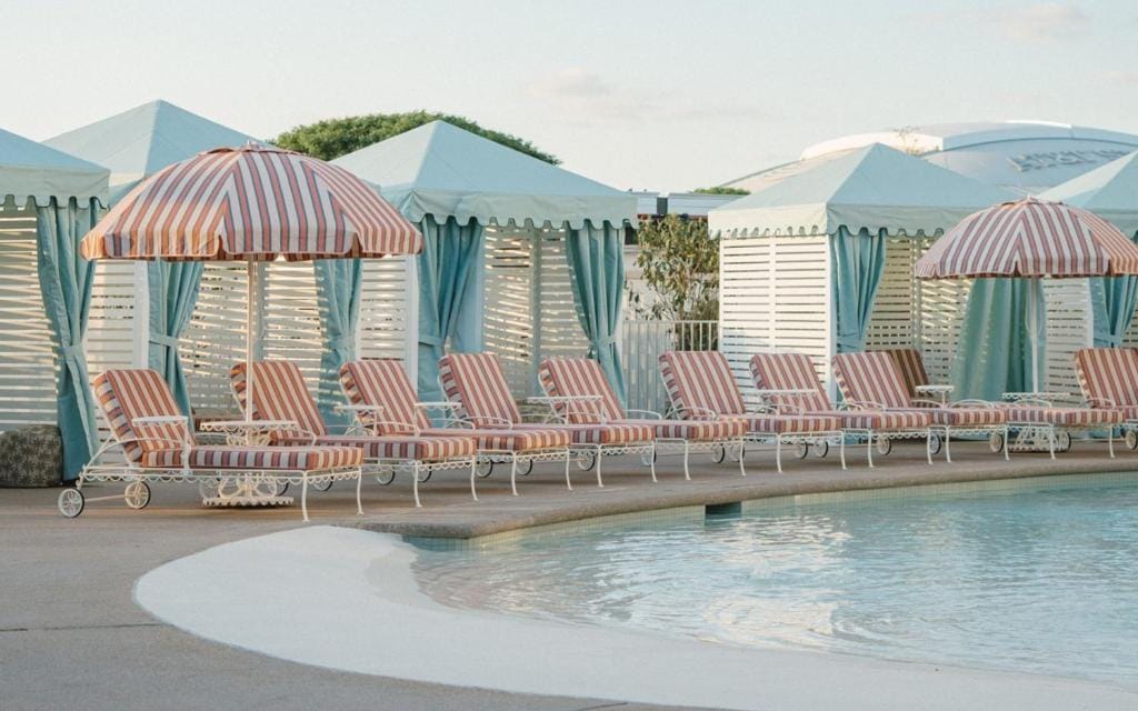 Caravan Court Hotel