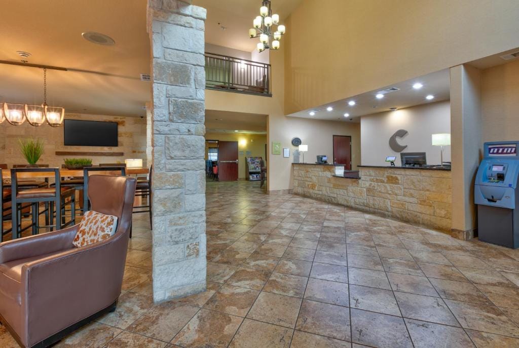 Comfort Suites Arlington - Entertainment District — 4