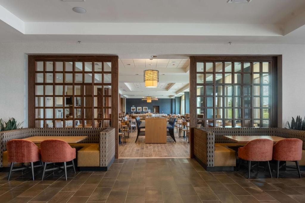 Drury Plaza Hotel Dallas Arlington — 4