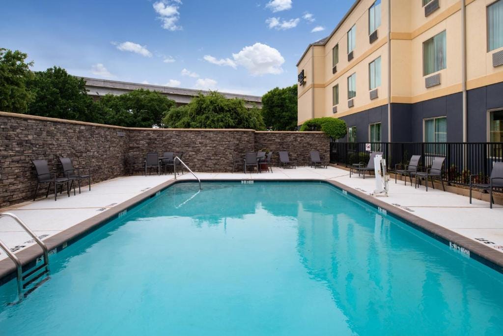 Fairfield Inn Arlington Near Six Flags — 4