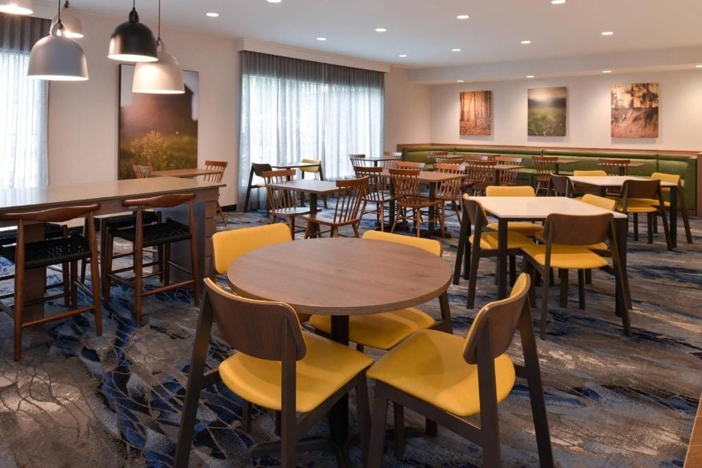 Fairfield Inn Arlington Near Six Flags — 5