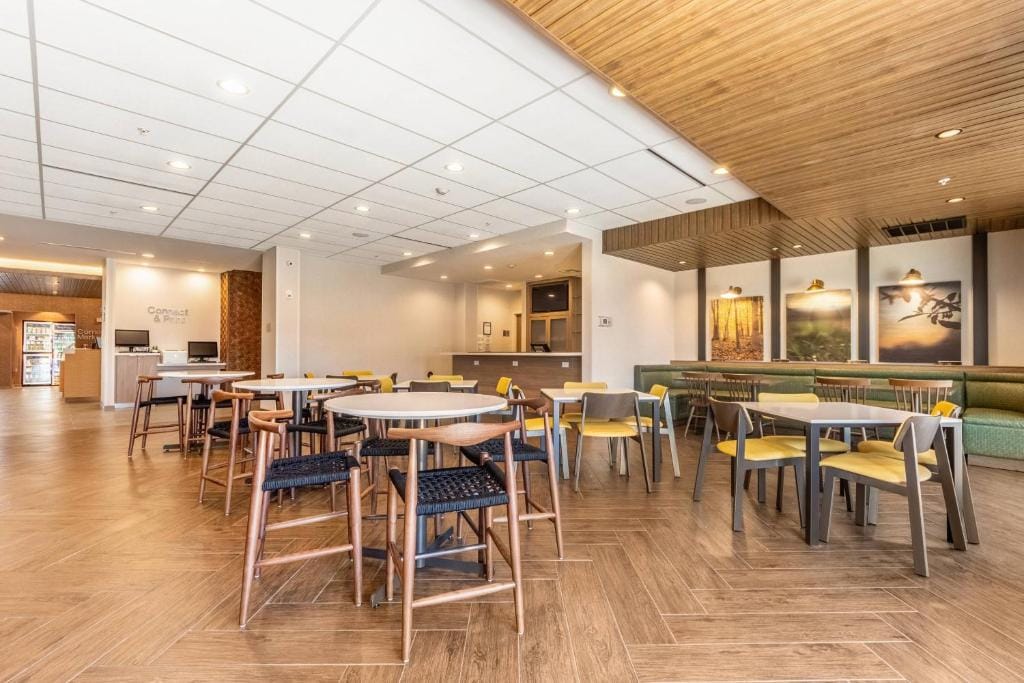 Fairfield Inn & Suites Dallas Arlington South — 5