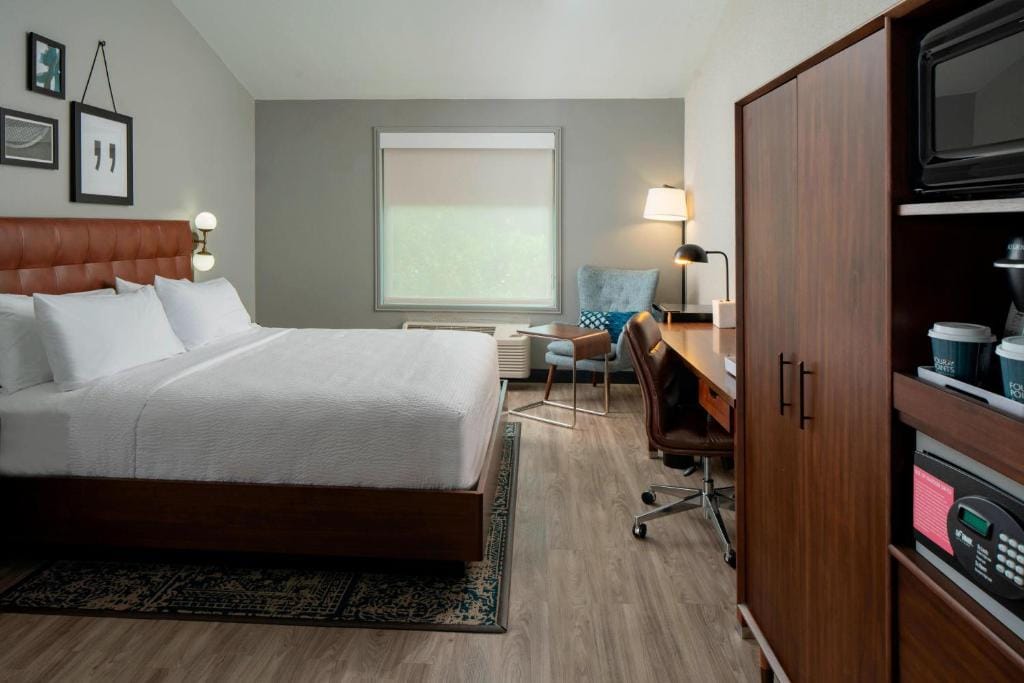 Four Points by Sheraton Dallas Arlington Entertainment District — 2