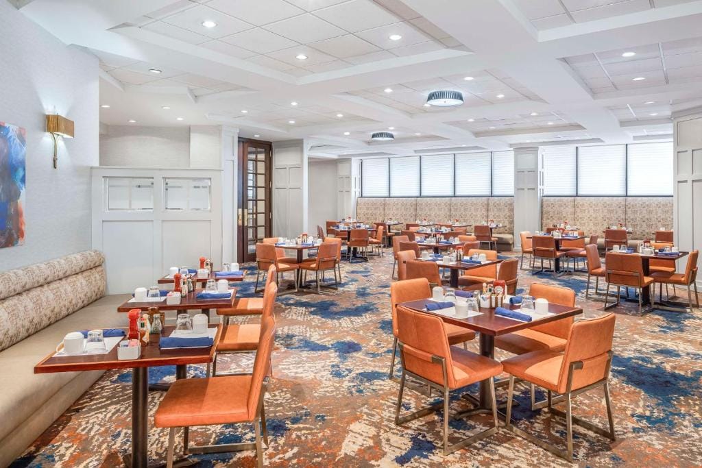 Hilton Arlington — 5