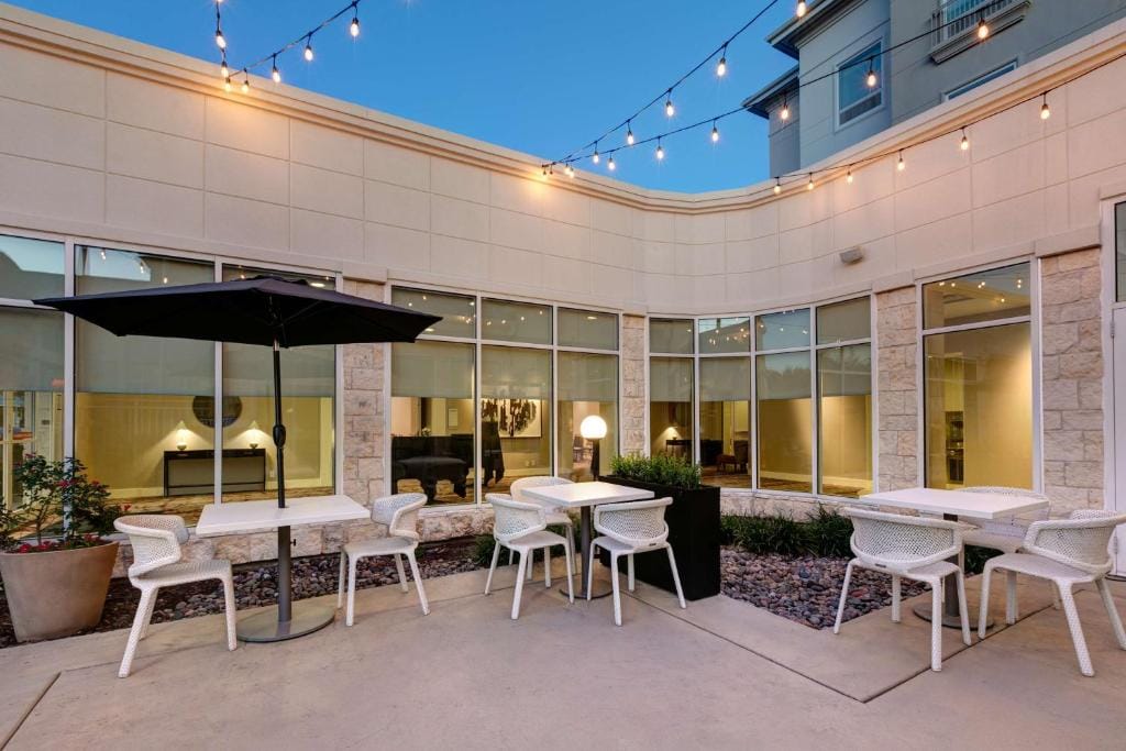 Hilton Garden Inn Dallas Arlington — 2