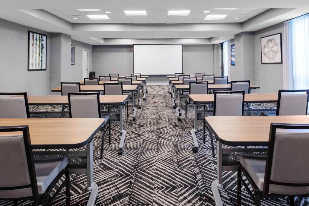 Hyatt Place-Dallas/Arlington — 2