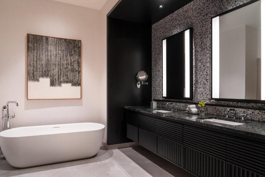 Loews Arlington Hotel — 4