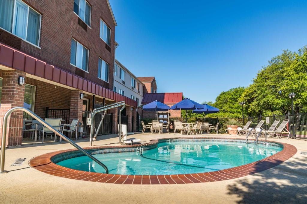 SpringHill Suites Dallas Arlington North — 4