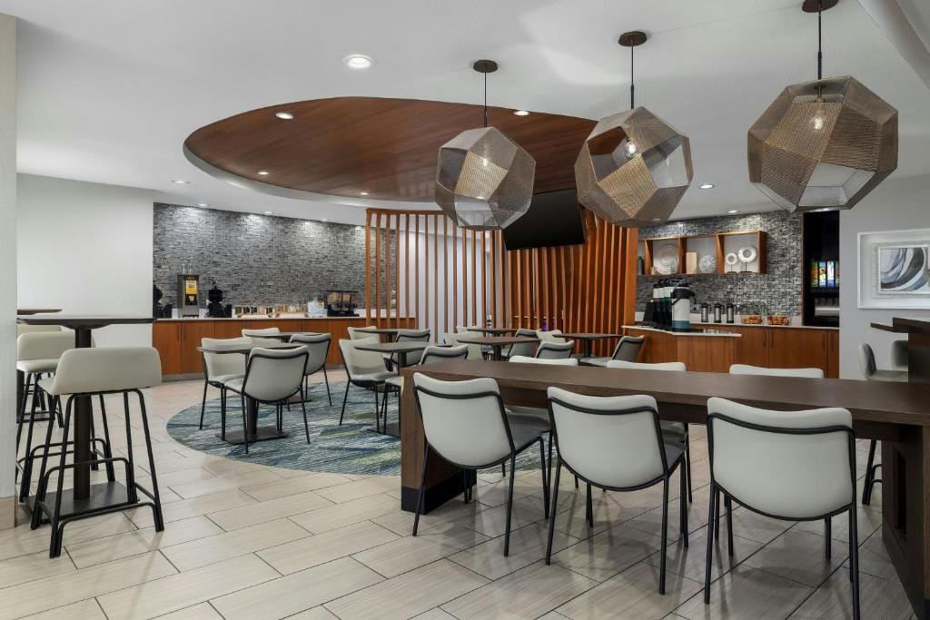 SpringHill Suites Dallas Arlington North — 5