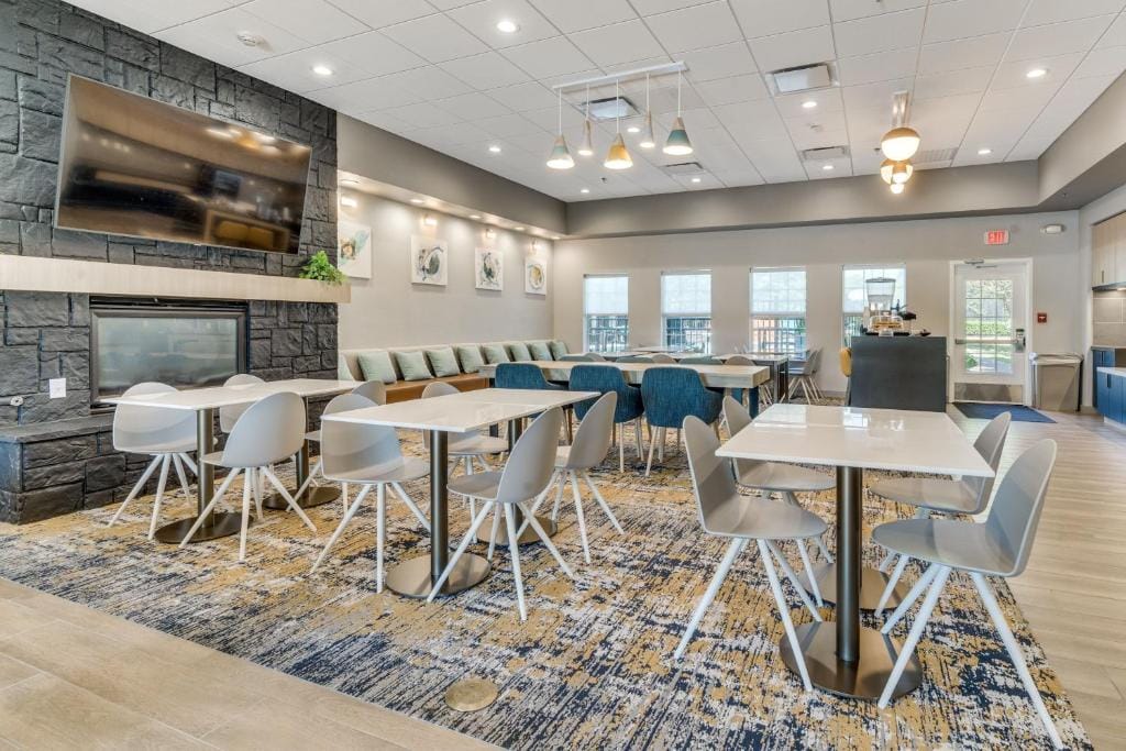 TownePlace Suites Dallas Arlington North — 4