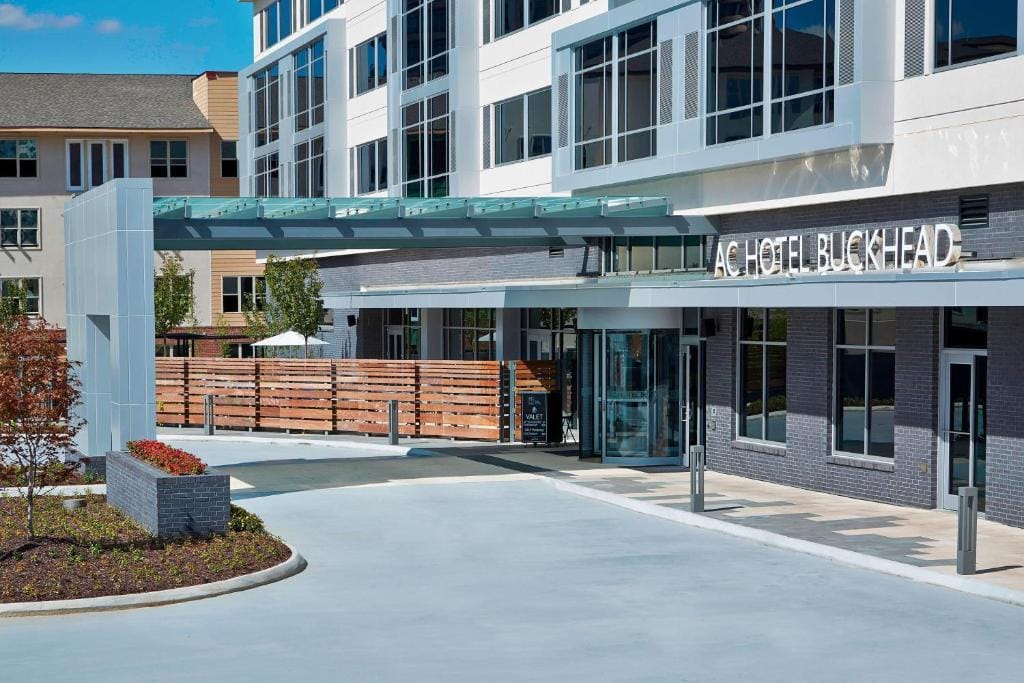 AC Hotel by Marriott Atlanta Buckhead at Phipps Plaza — 3