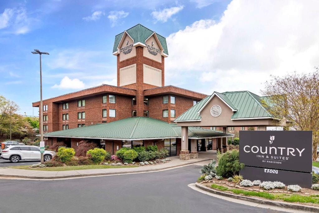 Country Inn & Suites by Radisson, Atlanta Galleria-Ballpark, GA — 1