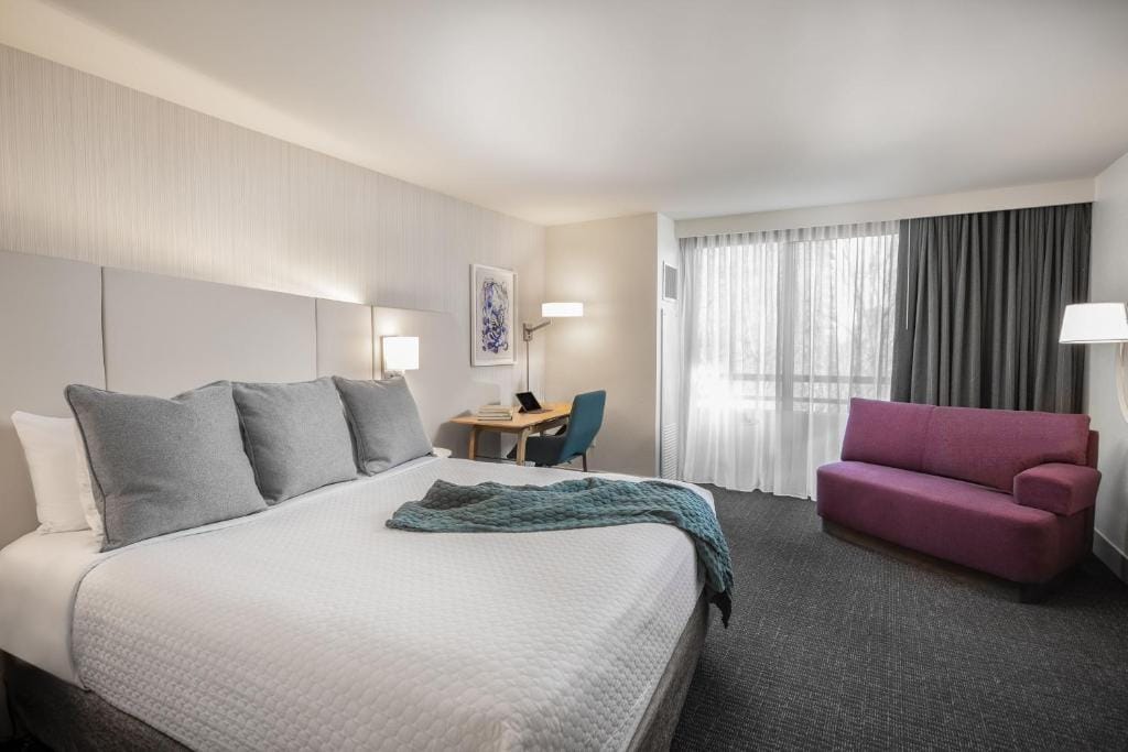 Crowne Plaza Atlanta Perimeter at Ravinia by IHG — 3