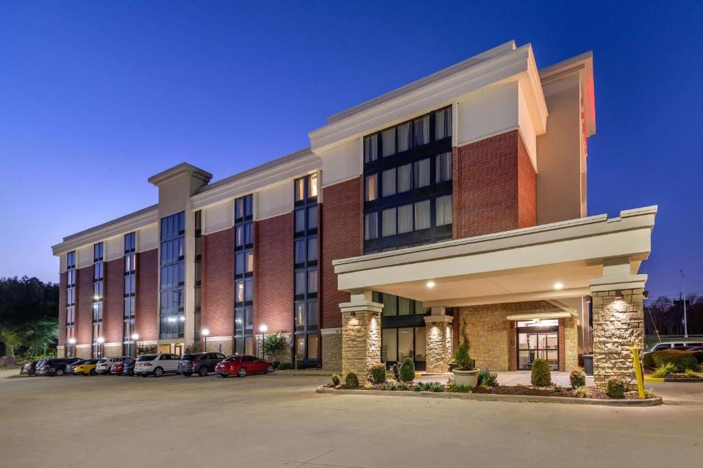 Drury Inn & Suites Atlanta Airport — 1