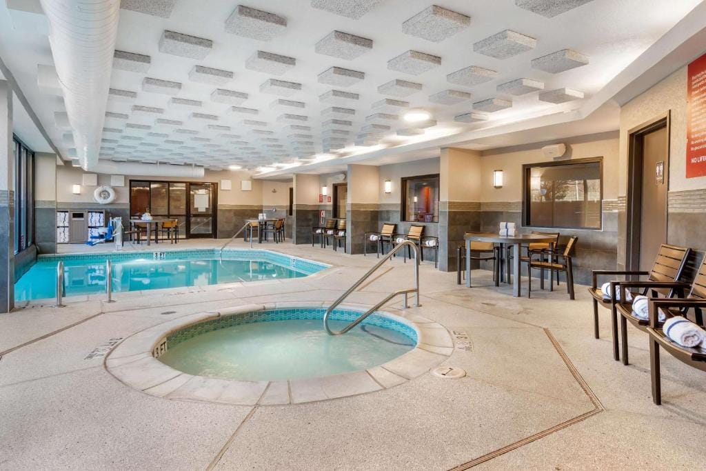 Drury Inn & Suites Atlanta Airport — 4
