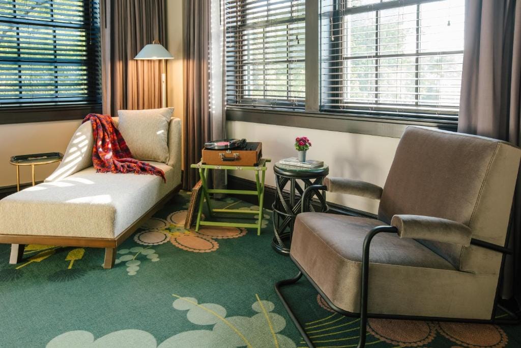 Hotel Clermont Atlanta, by Oliver — 2
