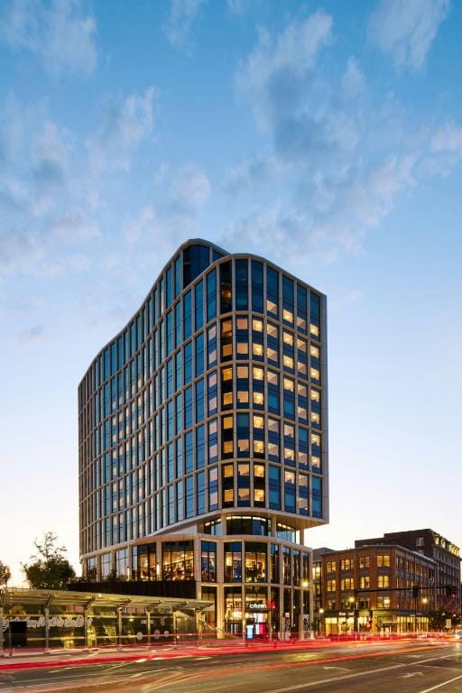 citizenM Boston Back Bay — 4