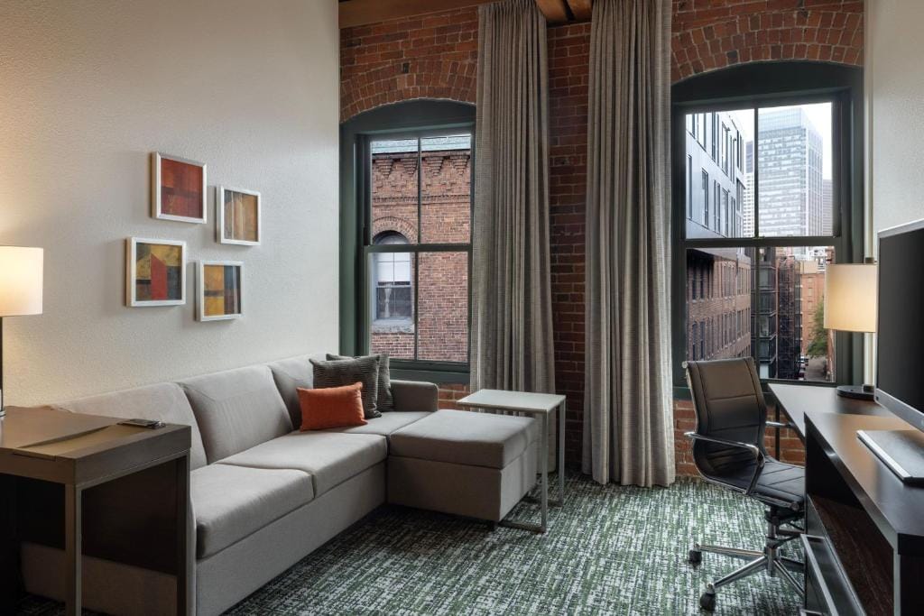 Residence Inn by Marriott Boston Downtown Seaport — 3