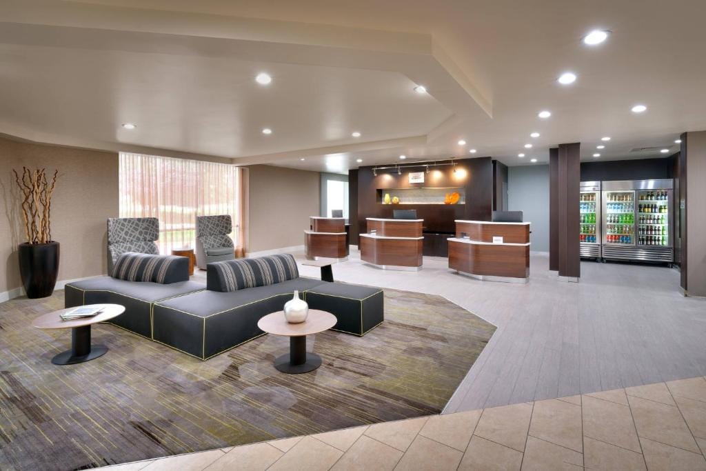 Courtyard by Marriott Charlotte Airport LoSo — 5