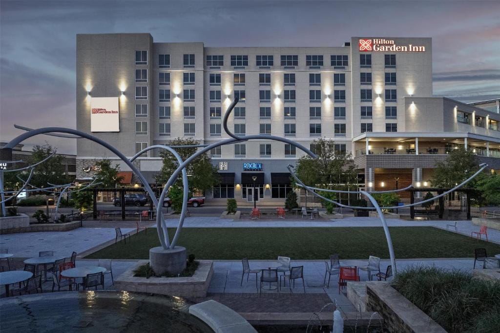 Hilton Garden Inn Charlotte Waverly — 5