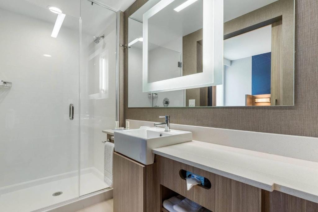 SpringHill Suites Charlotte Southwest — 3