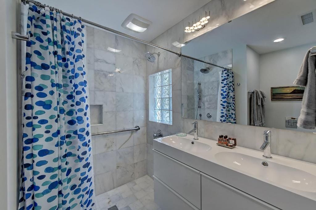 The Home Collection CLT: 510 Queens — 3