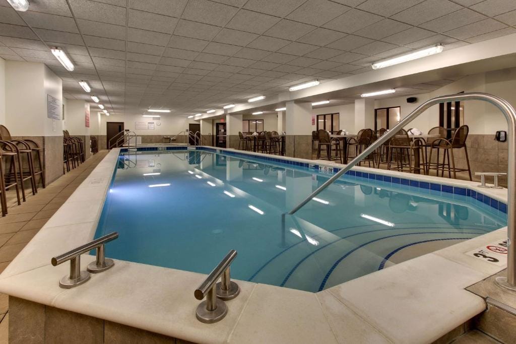 Drury Plaza Hotel Cleveland Downtown — 4