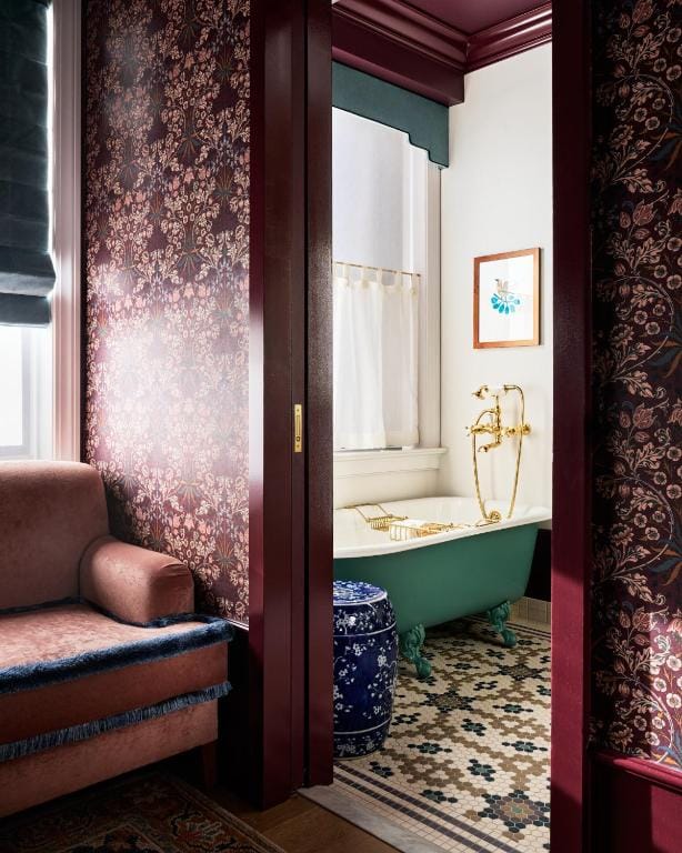 Fidelity Hotel — 2
