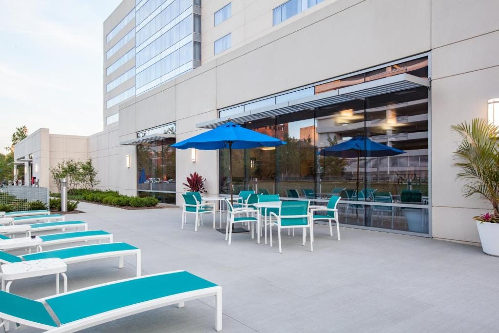 Holiday Inn Cleveland Clinic by IHG — 5
