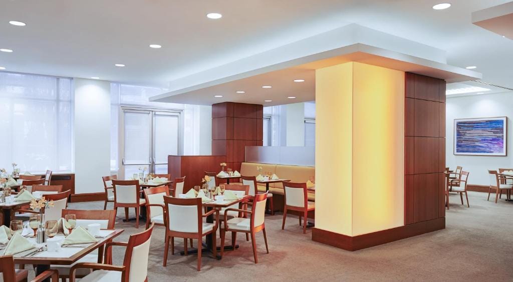 InterContinental Suites Hotel Cleveland by IHG — 4