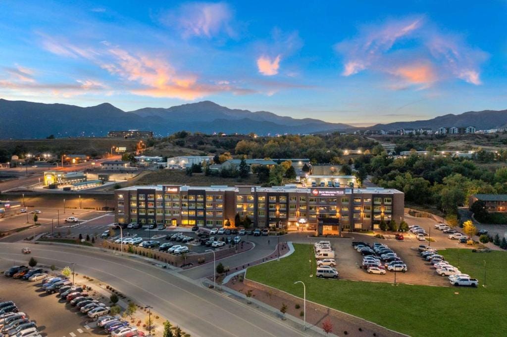 Best Western Plus Fillmore Inn & Suites — 1