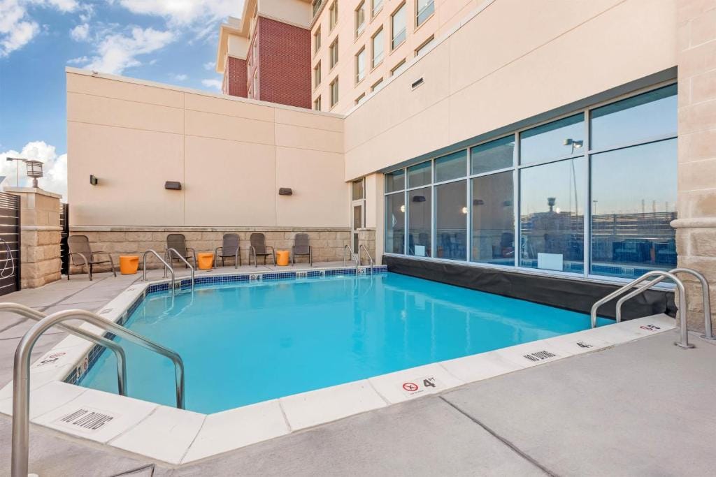Drury Plaza Hotel Colorado Springs Near the Air Force Academy — 4