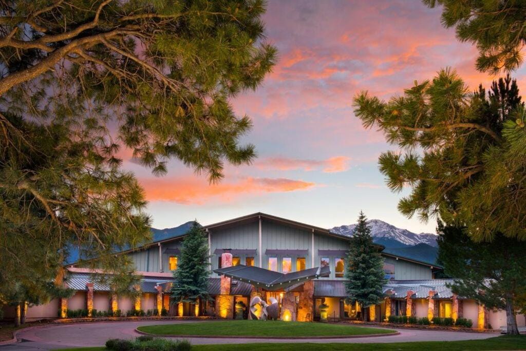 Garden of the Gods Resort & Club — 1