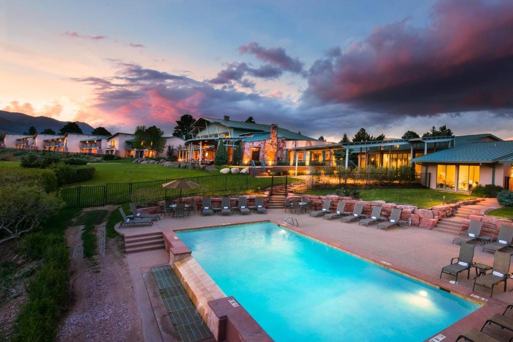 Garden of the Gods Resort & Club — 3