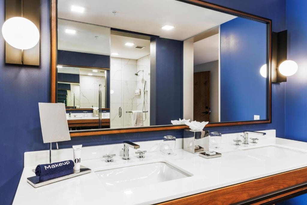 Hotel Polaris — 3