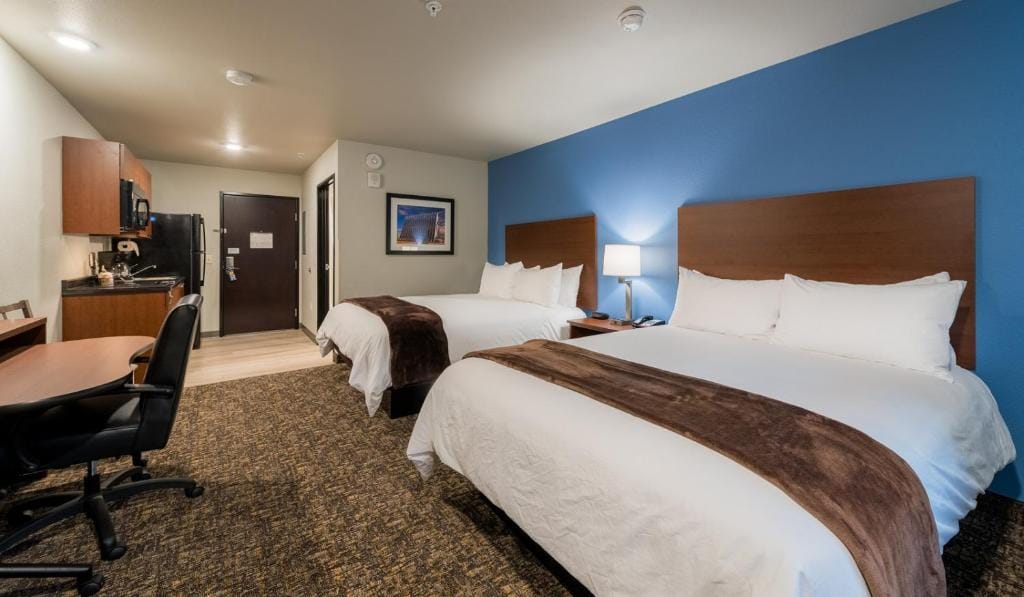 My Place Hotel-Colorado Springs,CO — 2