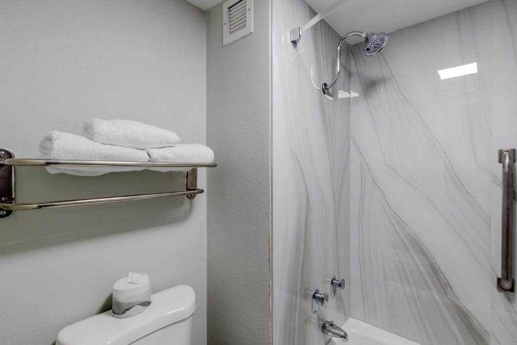 Best Western Corpus Christi Airport Hotel — 3