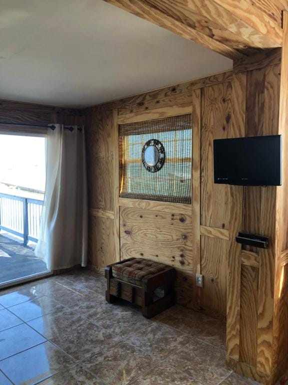 Capri Beach Hotel — 5