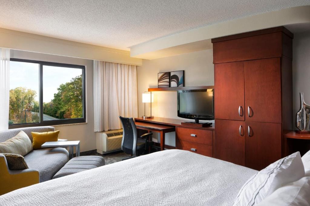 Courtyard by Marriott Corpus Christi — 2