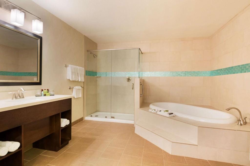 Embassy Suites Corpus Christi — 3