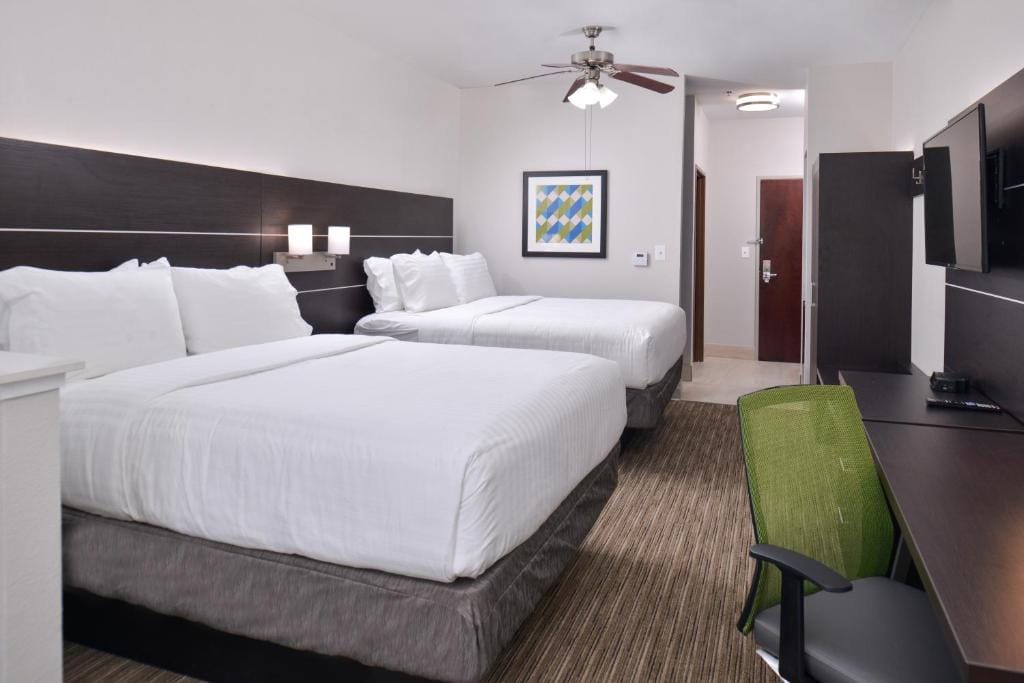 Holiday Inn Express & Suites Corpus Christi-N Padre Island by IHG — 2