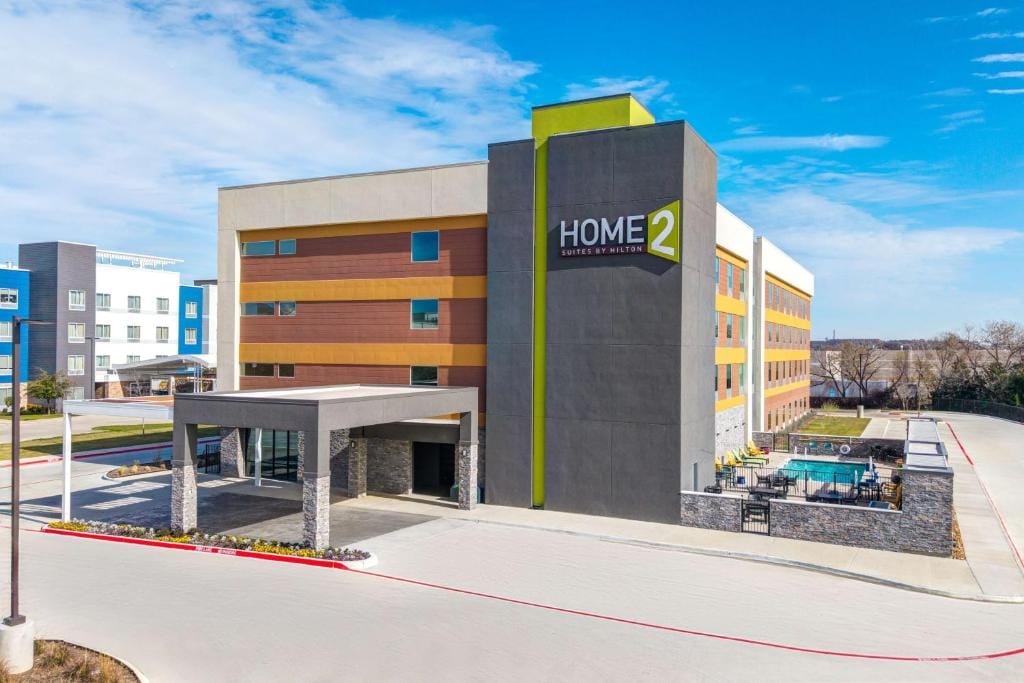 Home2 Suites By Hilton Dallas I-30 Cockrell Hill — 1