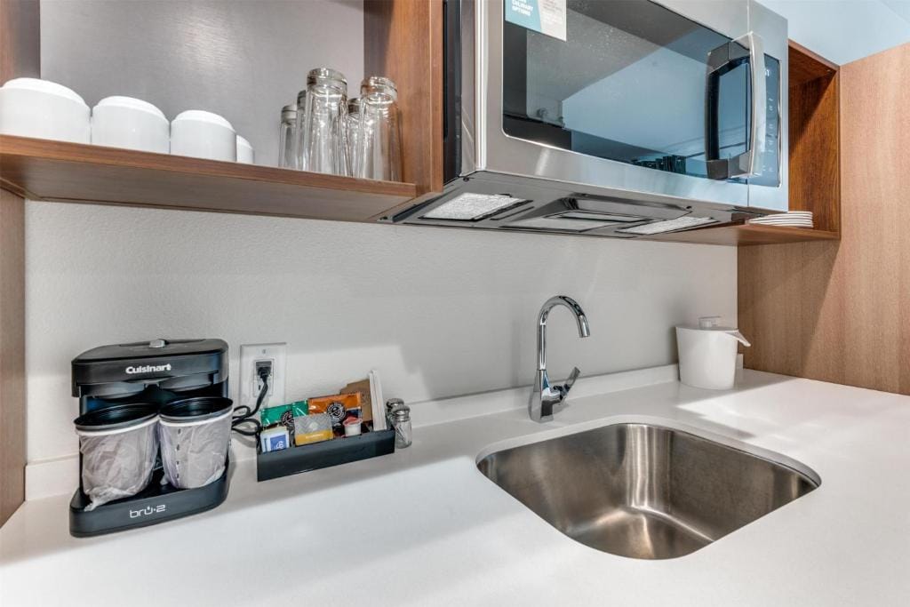 Home2 Suites By Hilton Dallas Medical District Lovefield, Tx — 3