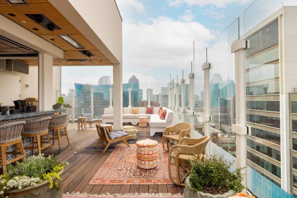 Hôtel Swexan — 3