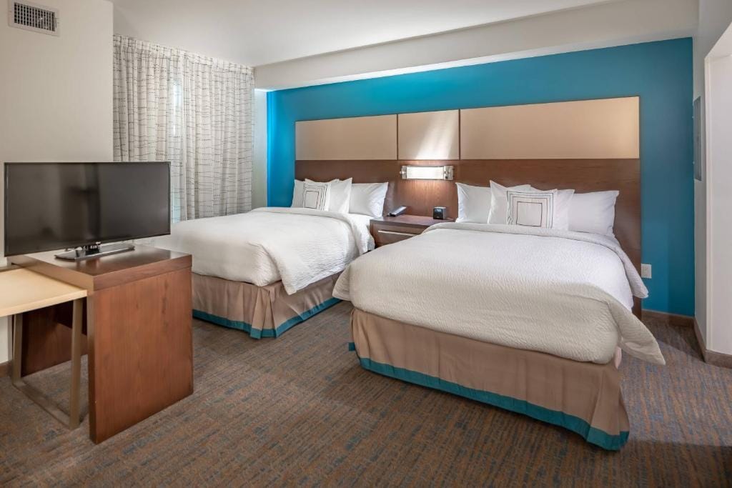 Residence Inn by Marriott Dallas at The Canyon — 2