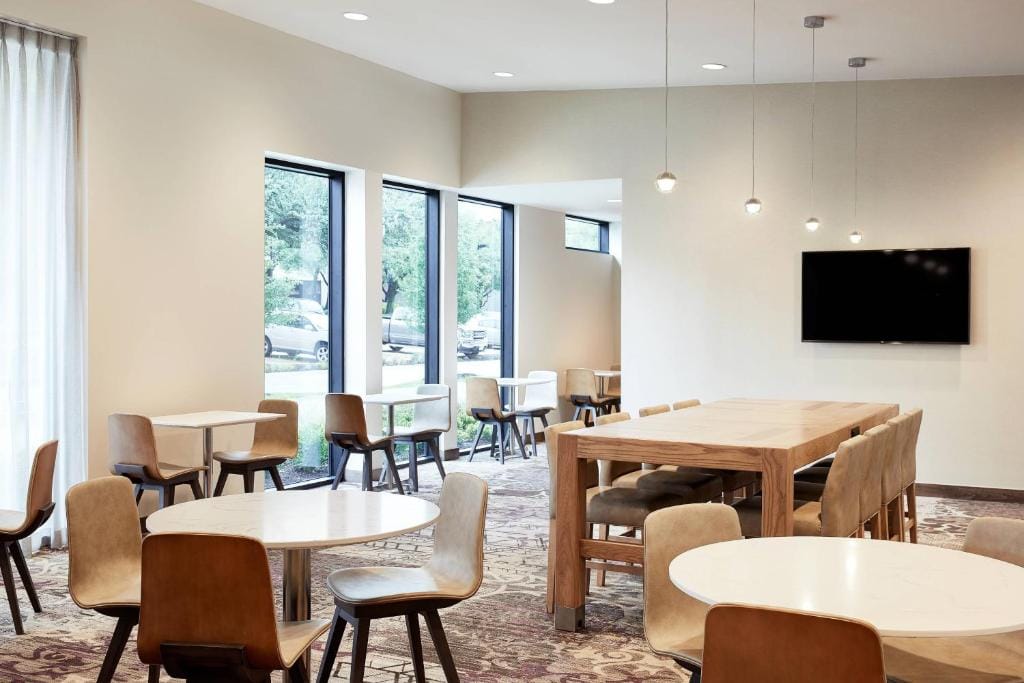 Residence Inn By Marriott Dallas By The Galleria — 5