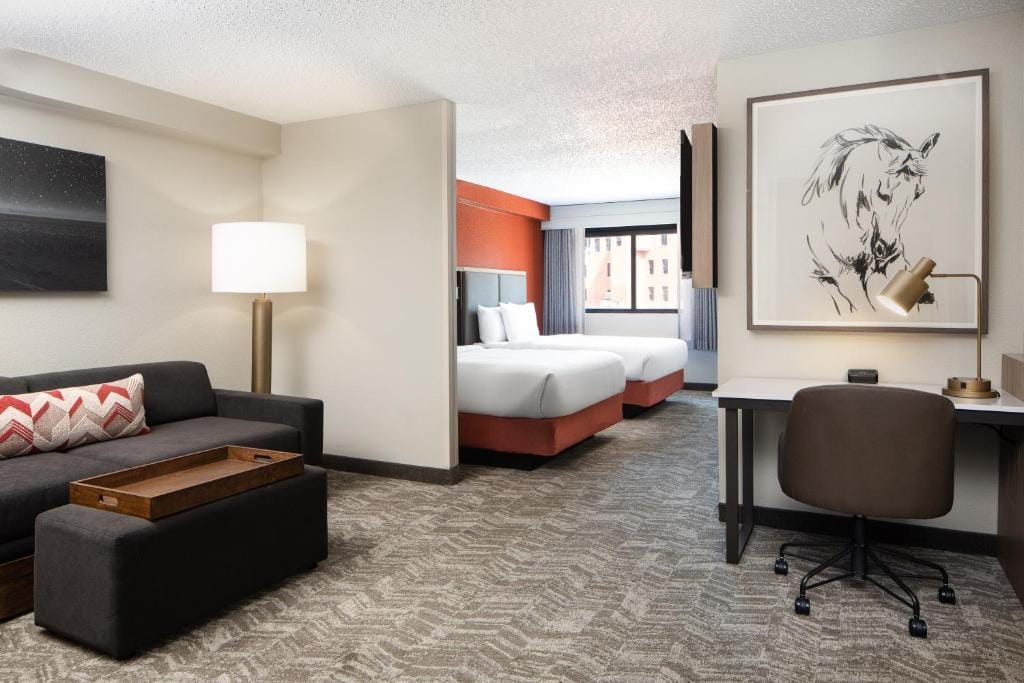 SpringHill Suites by Marriott Dallas Downtown / West End — 2