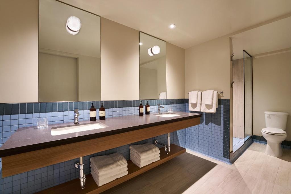 All Inn Hotel — 3
